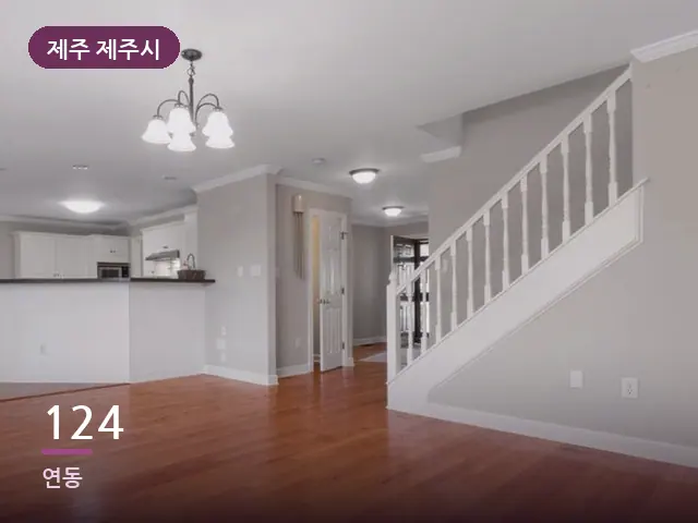 제주 제주시 124 — 원목 바닥의 방